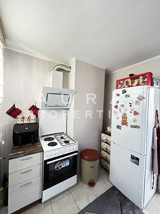 Продава се Четиристаен апартамент в Разград, Освобождение - 125 кв.м за 1020 €/кв.м - Снимка #4