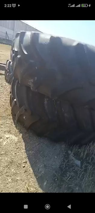 Продаже шины джондир с дисками 9420