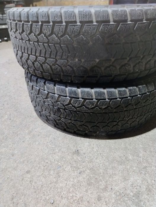 275/60R18 2шт DUNLOP
