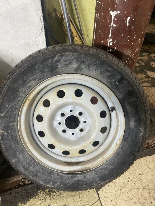 Шины всесезонный липучка срочна