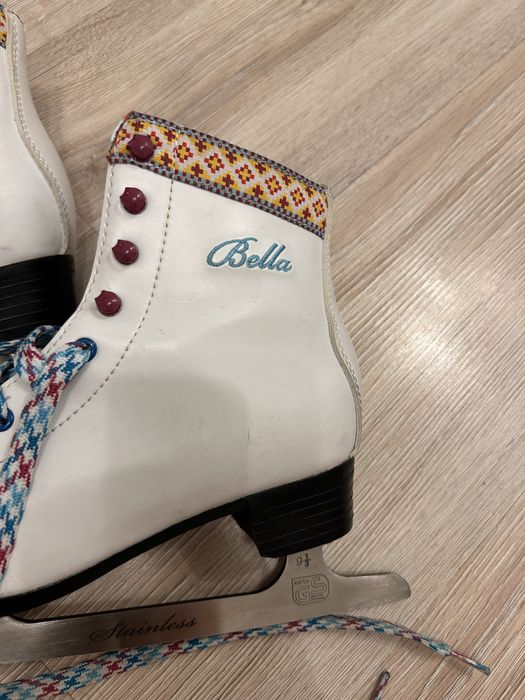 Коньки фигурные 38 размер