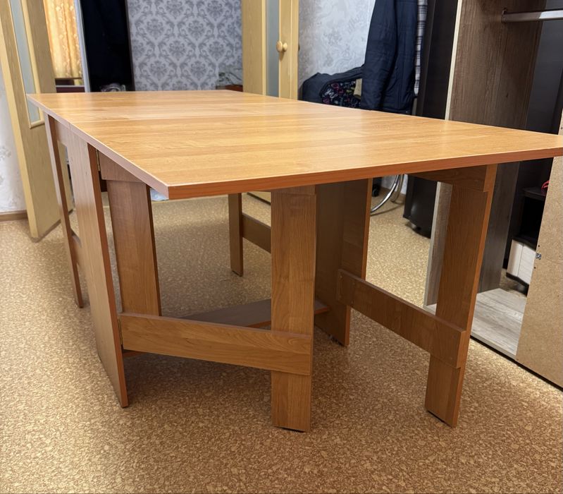 Продам стол-книжка