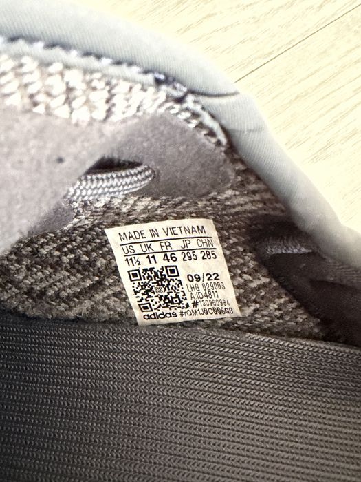 Yeezy Boost 350 Dark Salt