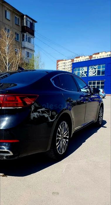 Продам в родном окрасе Kia K7