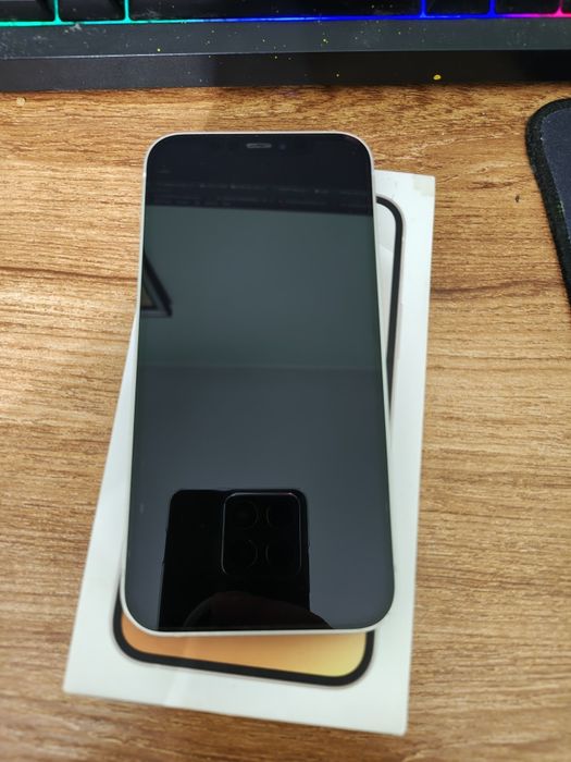 iPhone 12 64GB White