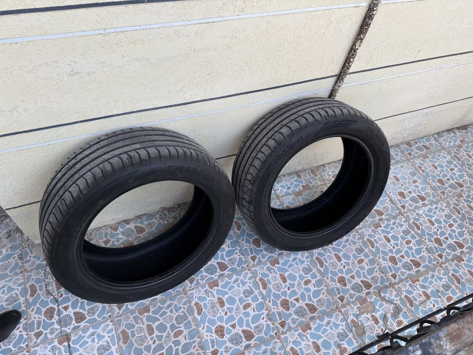 Шины на авто 245/45/18