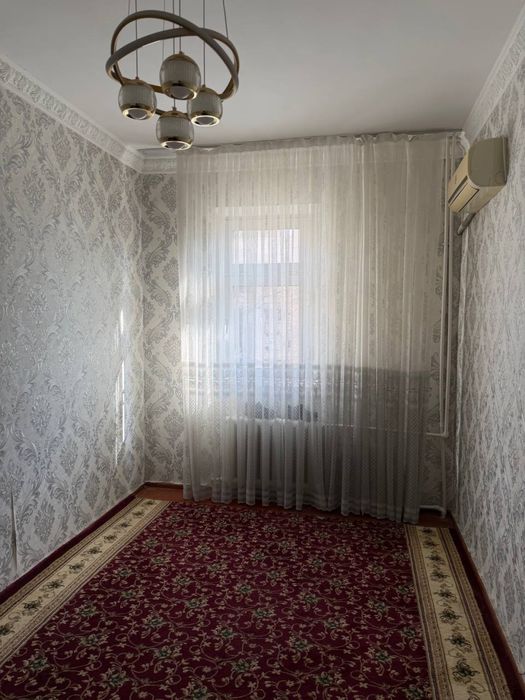 3 xonali kvartira sotiladi