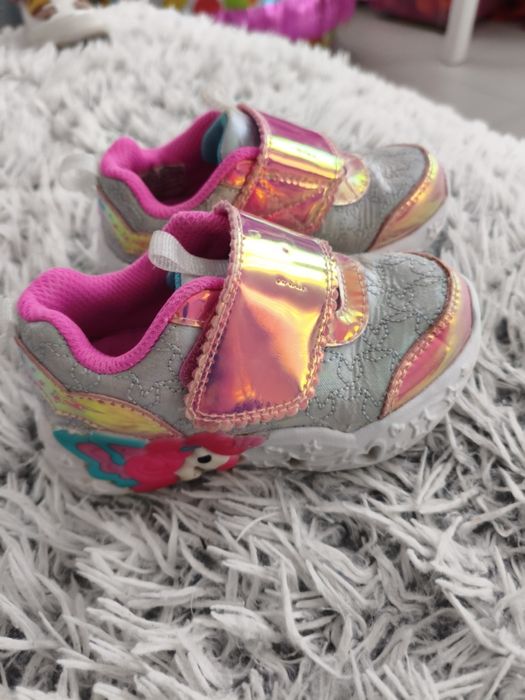 Skechers 22 ( 13.5-14 cm)