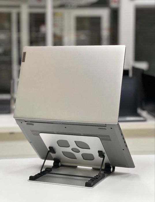 Lenovo офисный | Intel Celeron | SSD 256Gb