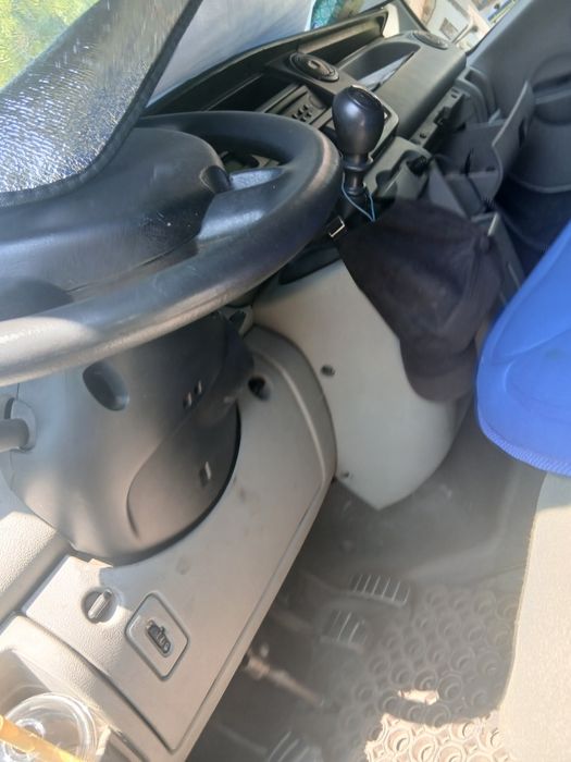 Vind Renault Maste 3300euro