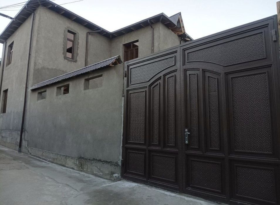 Продаётся дом, участок
