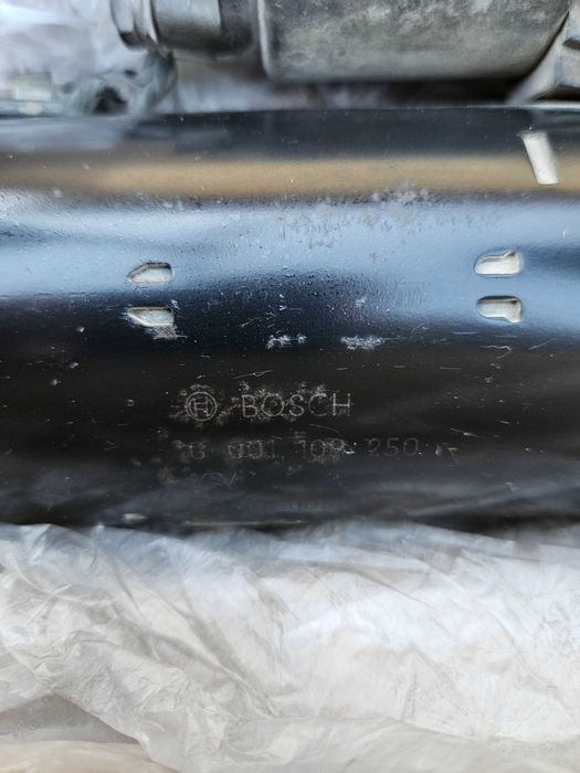 Стартер Bosch за Мерцедес е-класа w211 за двигател ом648 за Е280/Е320