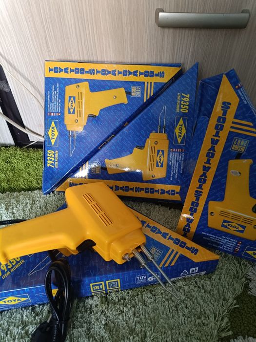 Pistol de lipit cu fludur