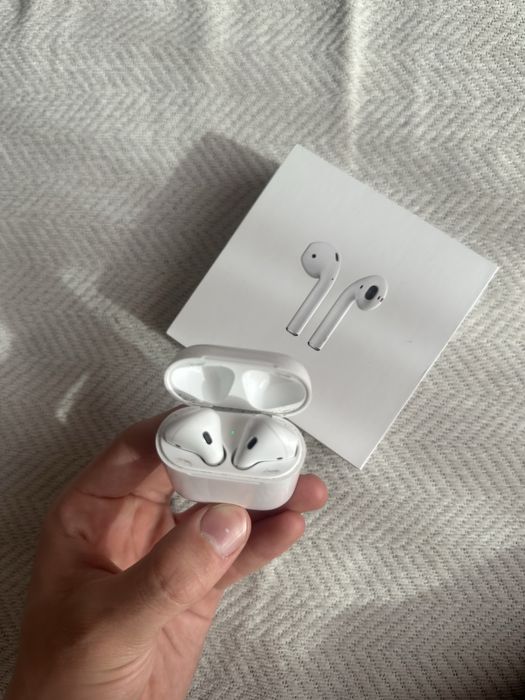 airpods 1 оригинал в отличном состояние