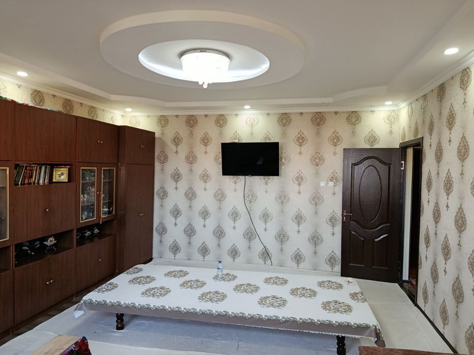 2 х комнатная паркентский М.Риёзий ориентир Бехруз