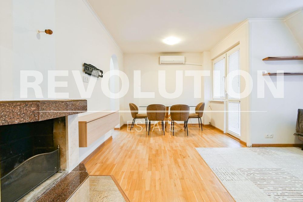 Дава се под наем Двустаен апартамент в София, Младост 4 - 70 кв.м за 698.19 € - Снимка #1