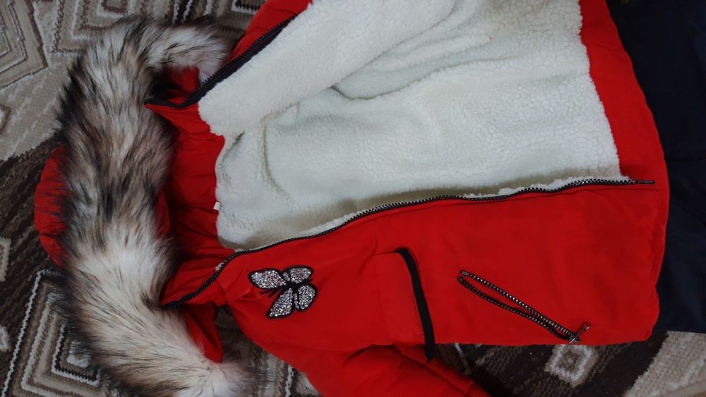 Детская куртка для девочек