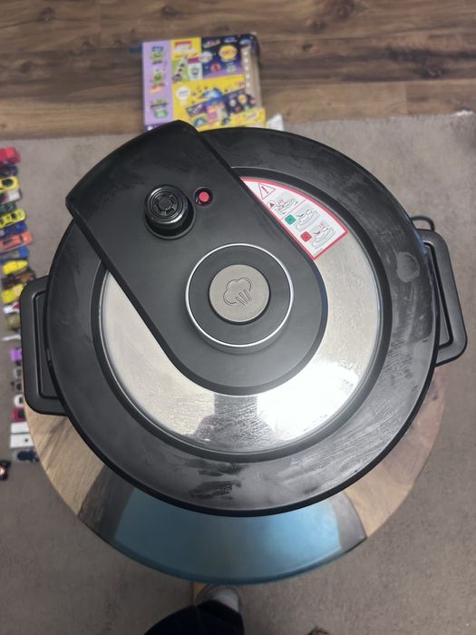 Комбиниран Мултикукър и Еър фрайър в едно