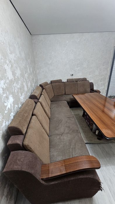 Уголок для гостинной + стол