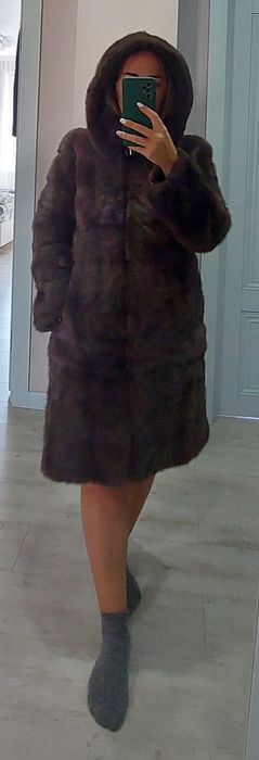 Продам норковую шубу