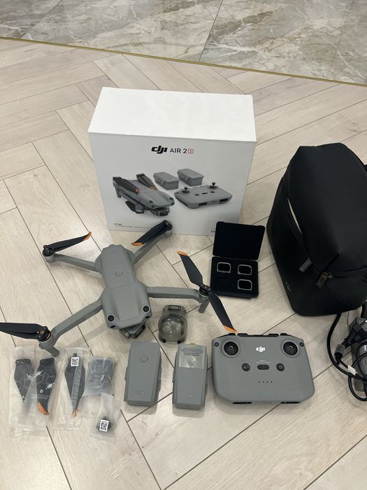Dji air s2 combo