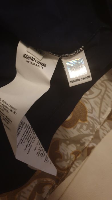 Уригинална тениска с бар код Роберто Кавали