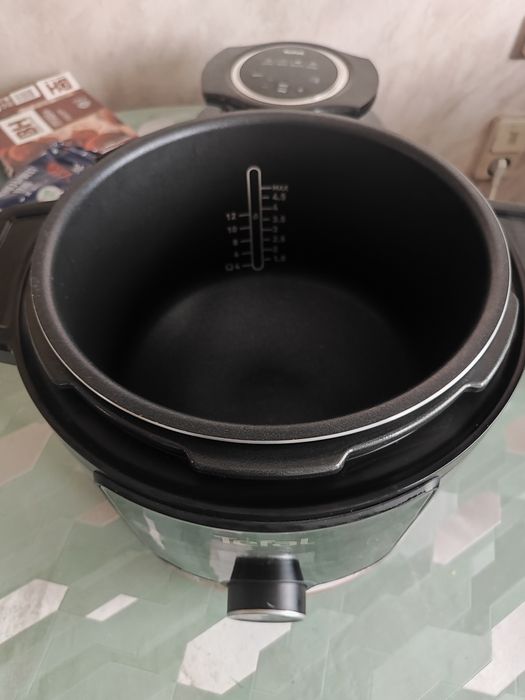 Мултикукър и Air Fryer: Tefal Turbo Cuisine & Fry