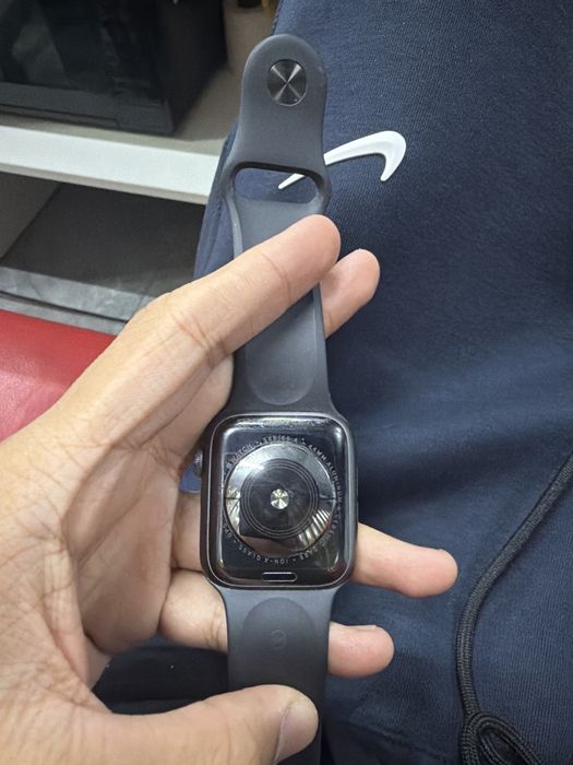 Apple watch 4 треснутый экран