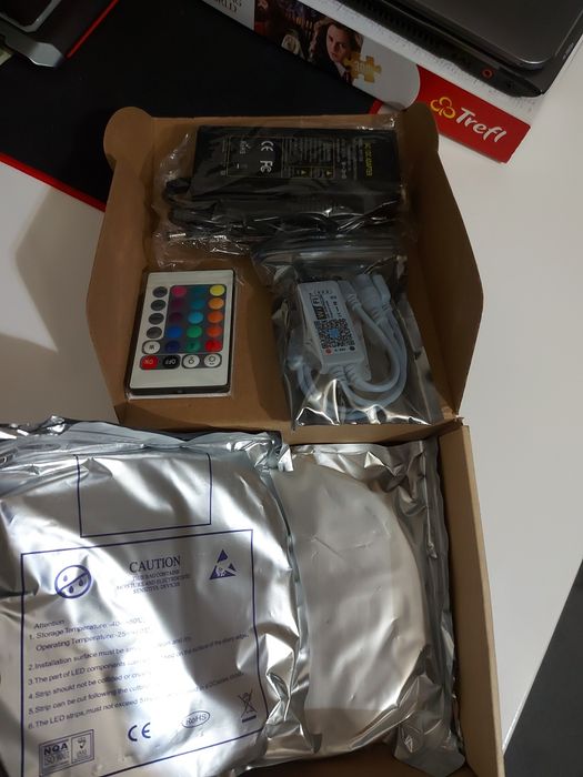 Kit band led rgb cu wifi si telecomanda