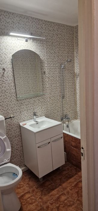 Închiriez garsonera Resita