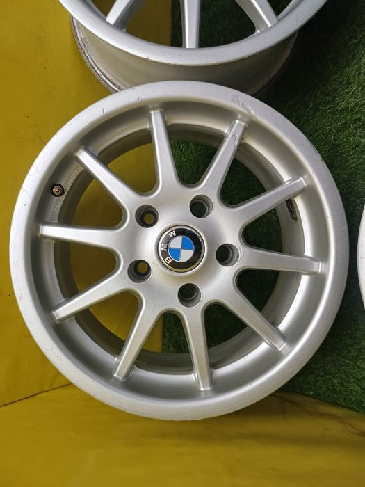 Диски R15 5x120 на BMW.