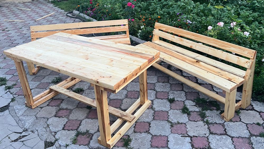 Продажа комплекта (стол, лавки)