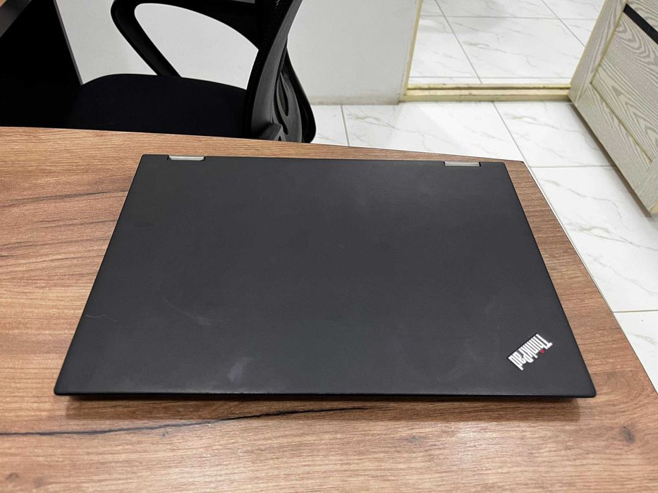 Сенсорный ноутбук Lenovo Yoga 370 Core i5