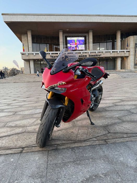 Ducati Supersport S – Ohlins, Quickshifter, Evacuare Akrapovic