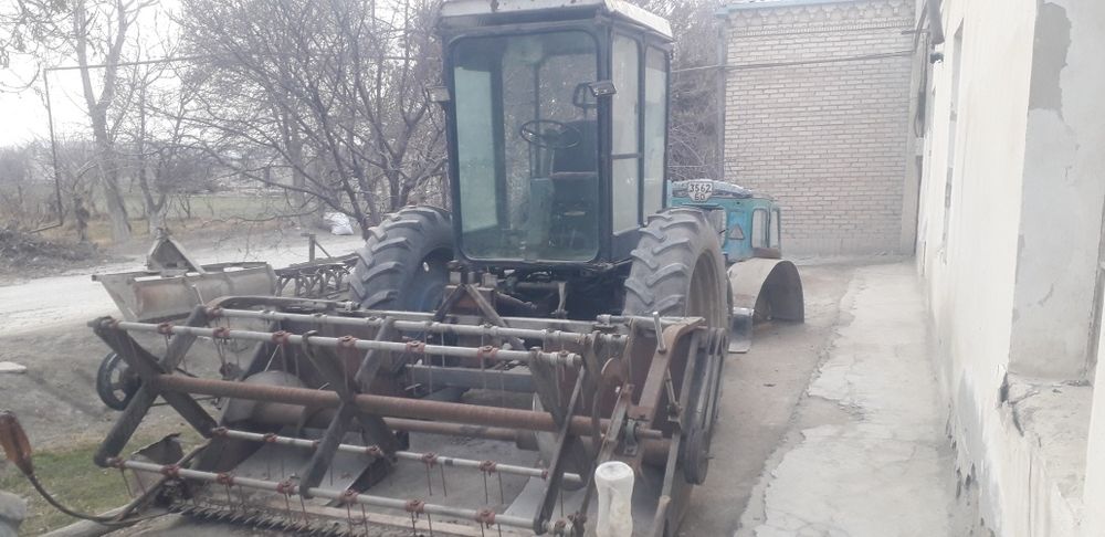 Jatka Traktor  sotiladi