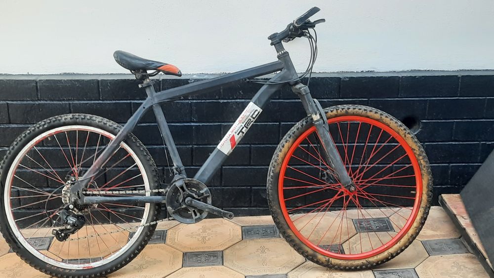 Продам велик цена не дорого