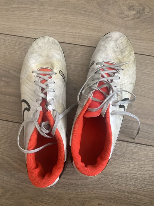 Бутонки Nike tiempo academy