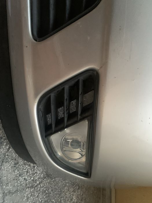 Предна броня и решетка за Ford Fiesta 2002 mk5