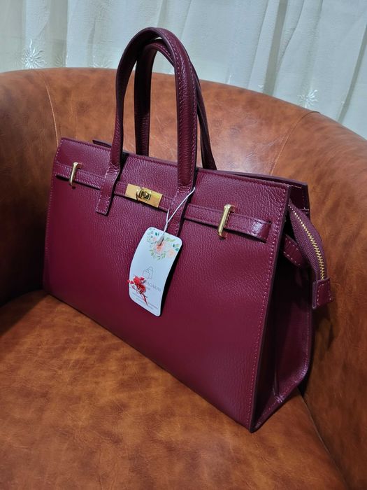 Geantă piele naturală.Noua. Cu etichetă și factură.