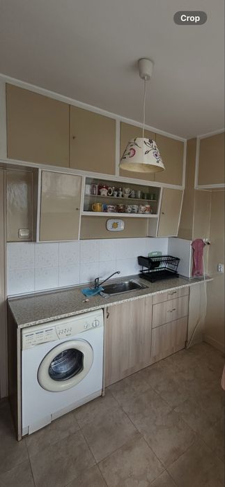 Продавам кухня без мивката и пералнята