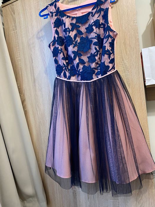 Дамска рокля по поръчка