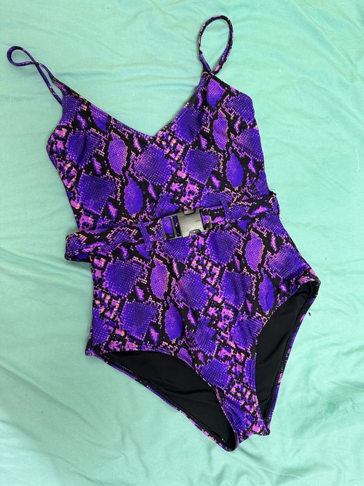 Продам модный купальник