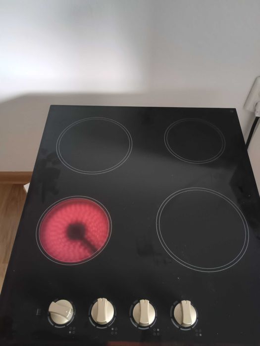 Plita electrica vitroceramica Pyramis