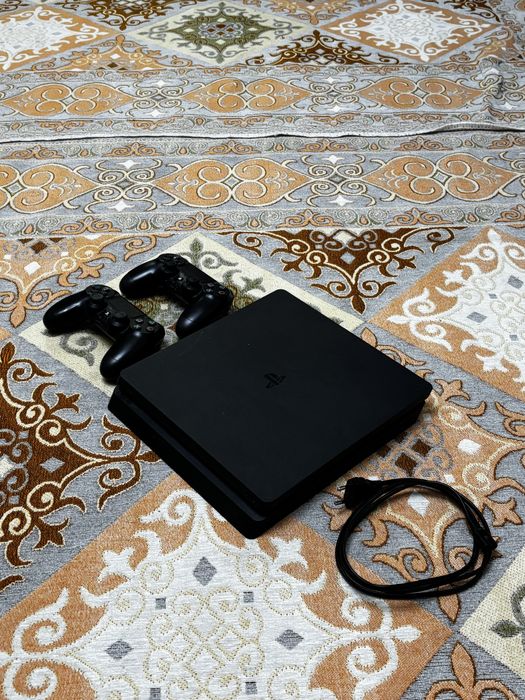 PlayStation 4 Slim 1 Tb