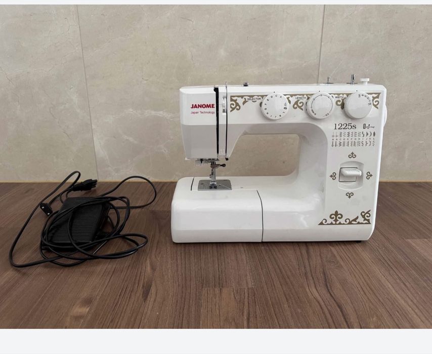 Швейная машина продам, хорошом состояние, почти новая,