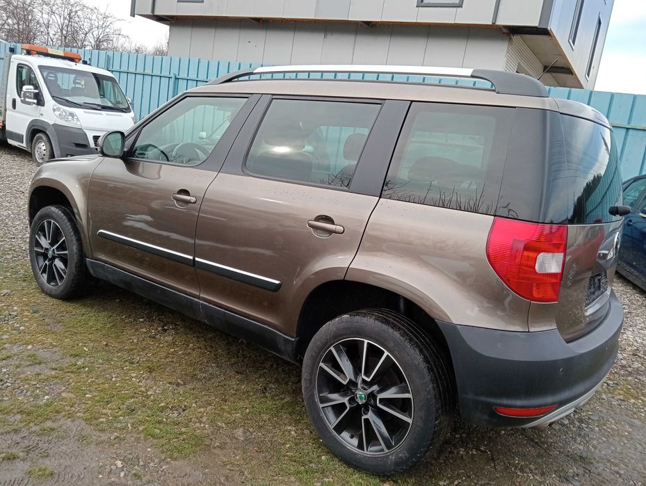 Vand SKODA YETI 2013   4X4  CASH sau RATE