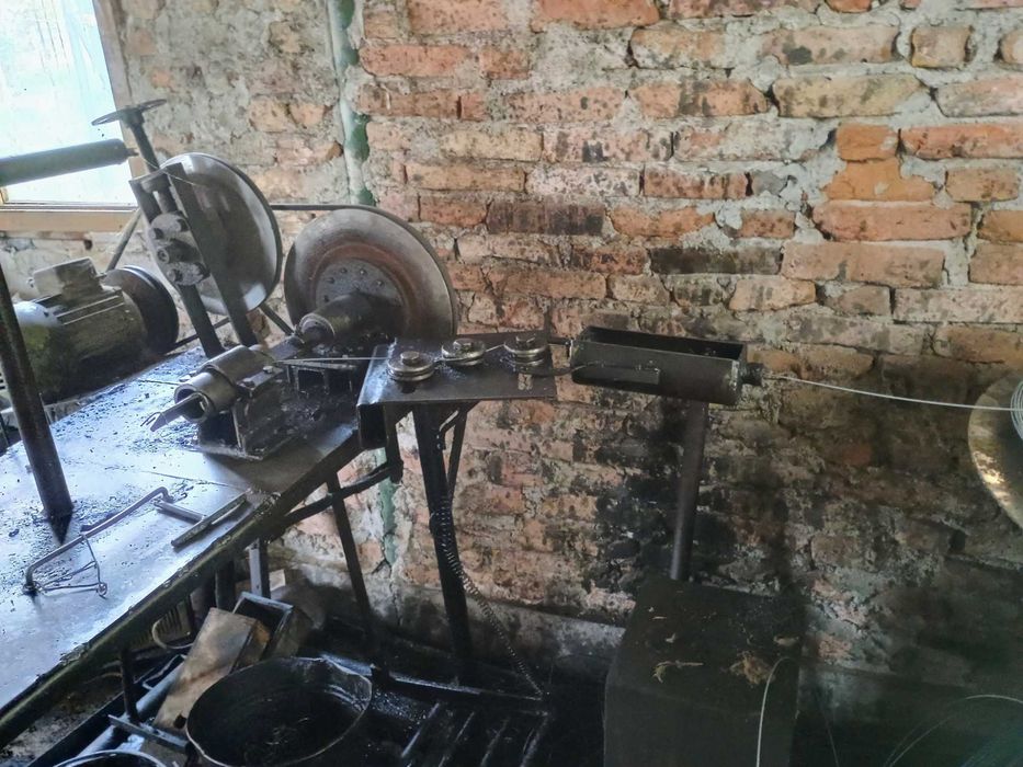 Masina de impletit plasa gard.