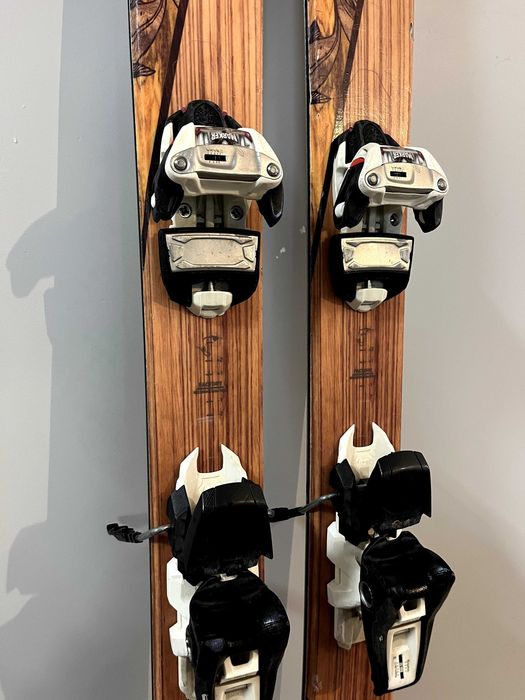 Дамски/ Детски ски Atomic bent chetler 153cm