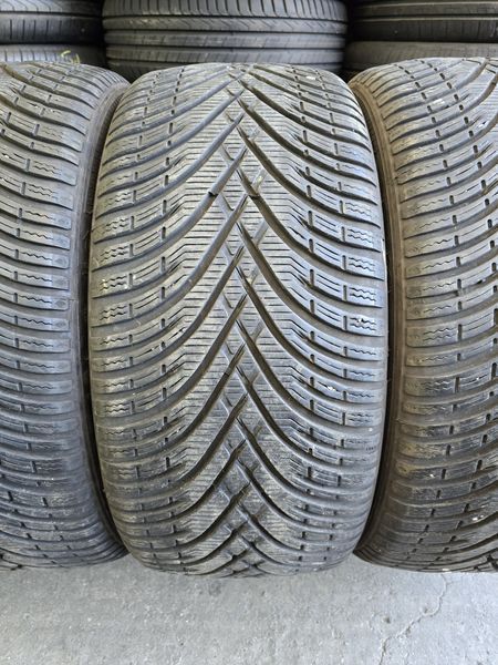 225/40/18 KLEBER 4бр