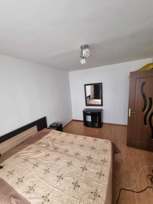 Inchiriez apartament cu o camera